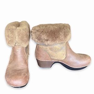 Dansko Genuine Sherpa Lined Leather & Suede Boots style Stormy